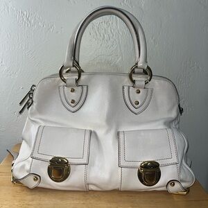 Marc Jacobs Large Satchel in Eggshell with signature multipocket